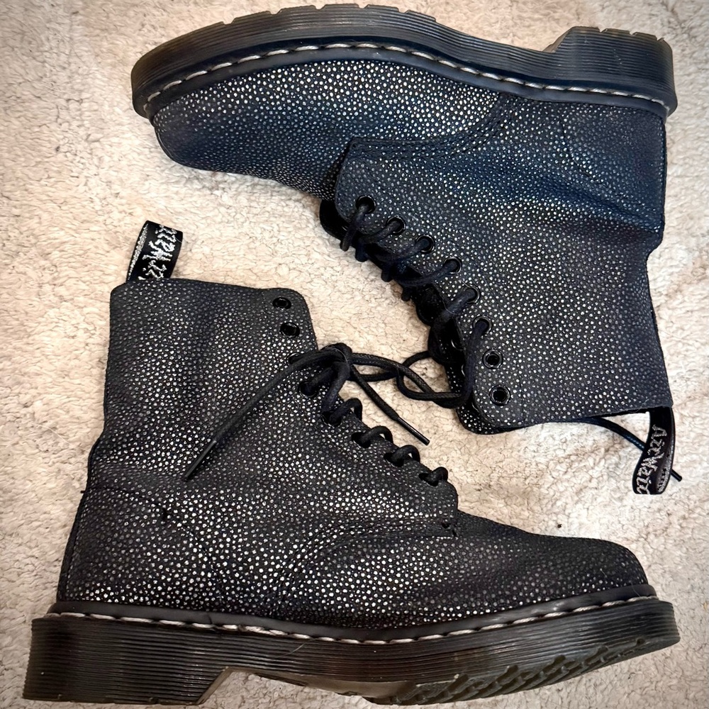 Dr. Martens Pascal Metallic Silver Pebble Boots